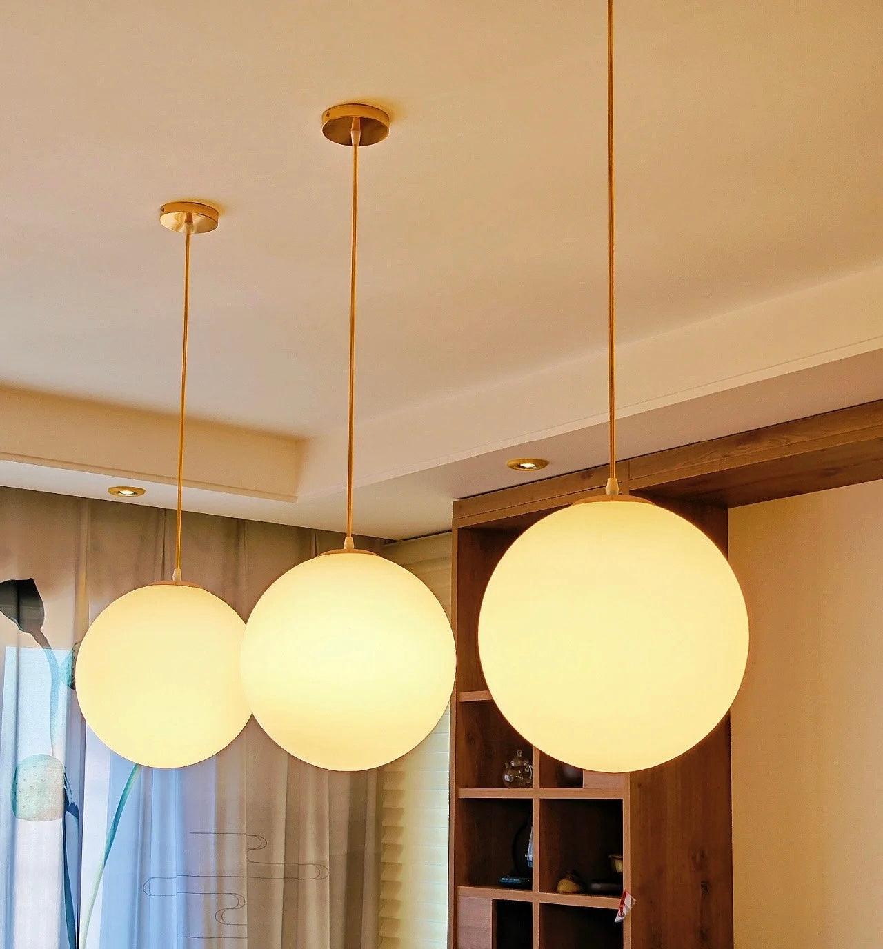 GOLDEN GLOBE PENDANT LIGHT