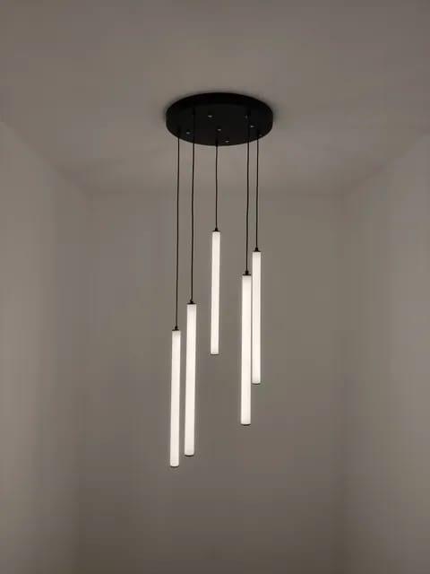 Luminara Vertical Bar Light - Strolys